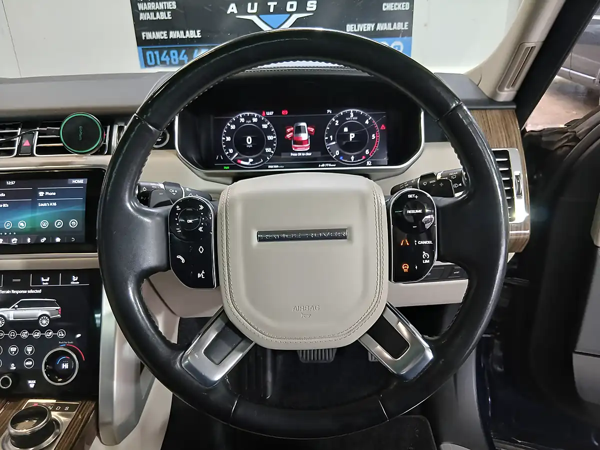 Used 2019 Land Rover Range Rover Vogue Se Blue - Interior and Exterior details 11