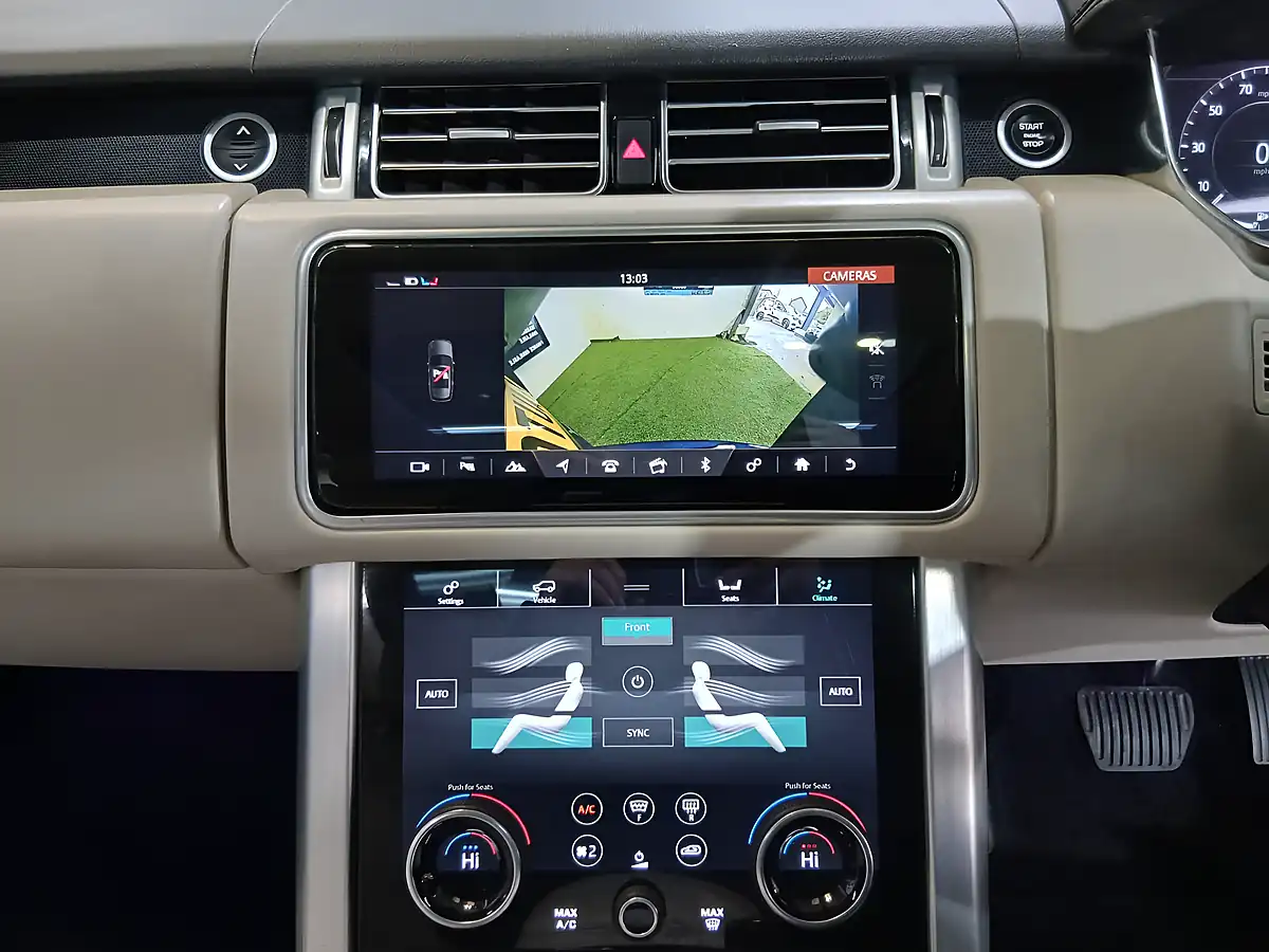 Used 2019 Land Rover Range Rover Vogue Se Blue - Interior and Exterior details 14