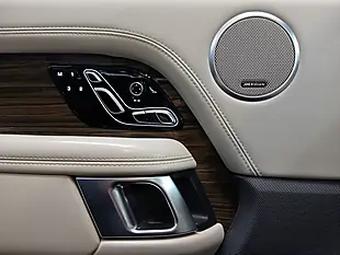Used 2019 Land Rover Range Rover Vogue Se Blue - Interior and Exterior details 17