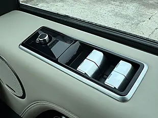 Used 2019 Land Rover Range Rover Vogue Se Carpathian Grey - Interior and Exterior details 18