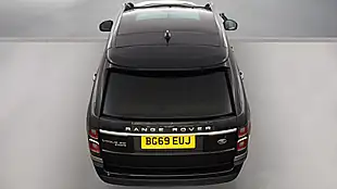 Used 2019 Land Rover Range Rover Vogue Se Santorini Black - Interior and Exterior details 15