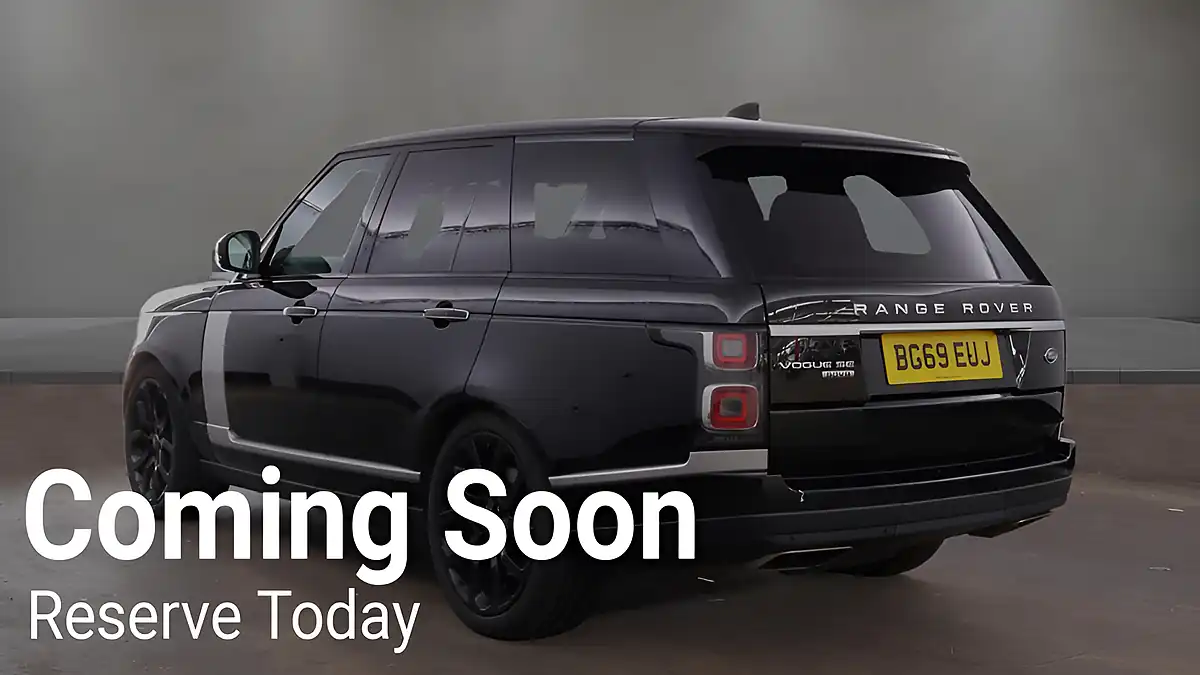 Used 2019 Land Rover Range Rover Vogue Se Santorini Black - Interior and Exterior details 4