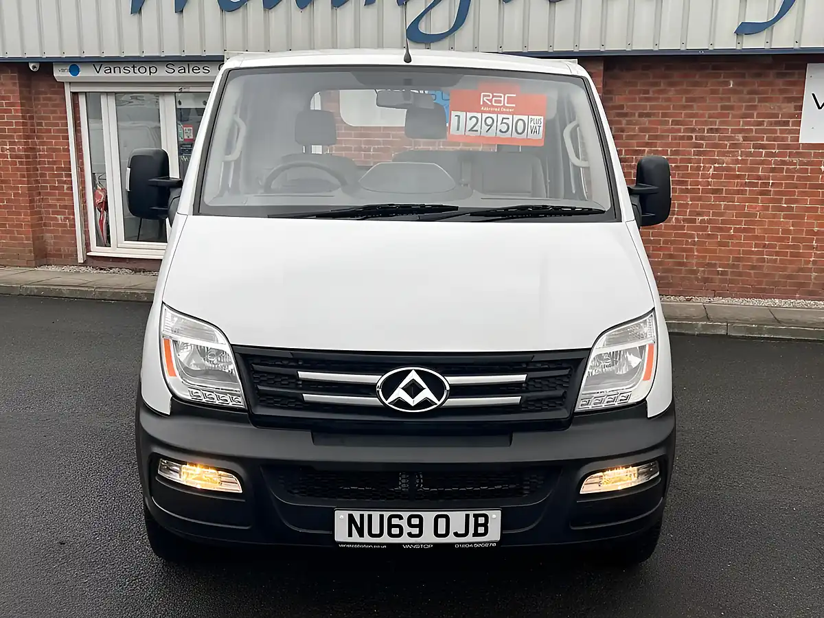 Used 2019 Ldv V80 Chassis Cab White - Interior and Exterior details 8