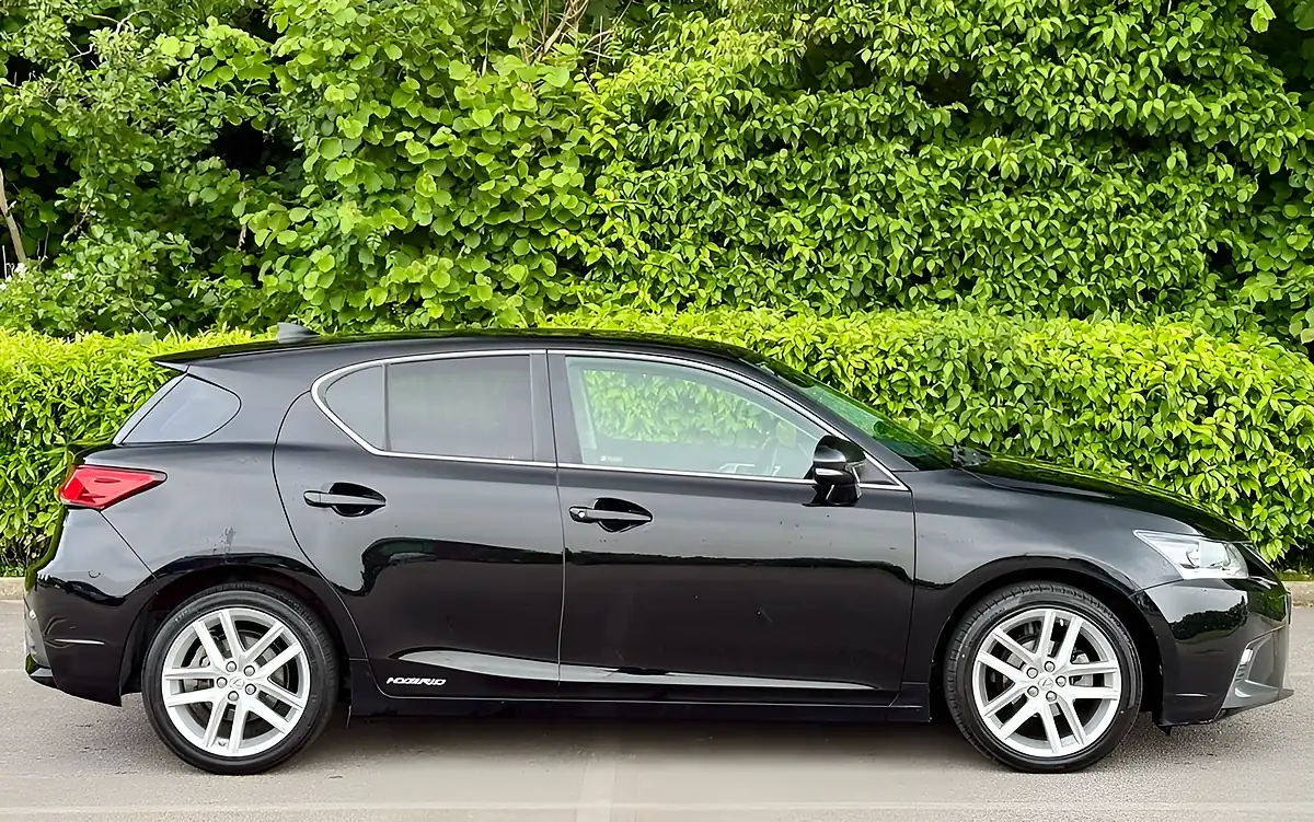 Used 2019 Lexus Ct Black - Interior and Exterior details 12
