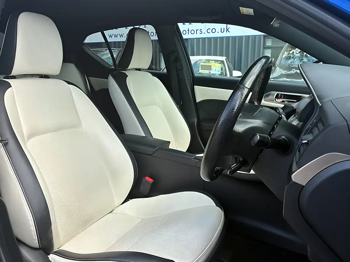 Used 2019 Lexus Ct F Sport Blue - Interior and Exterior details 13
