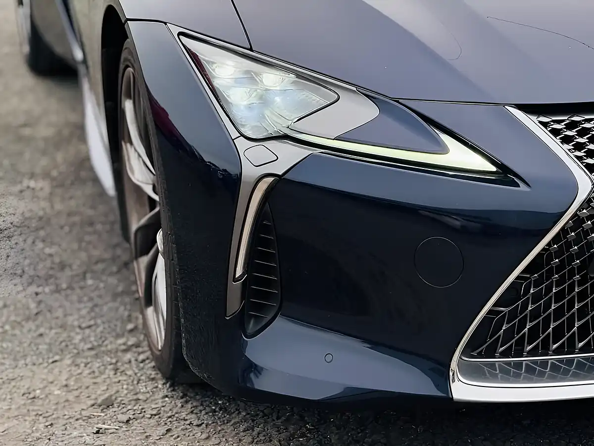 Used 2019 Lexus Lc 500 Blue - Interior and Exterior details 16