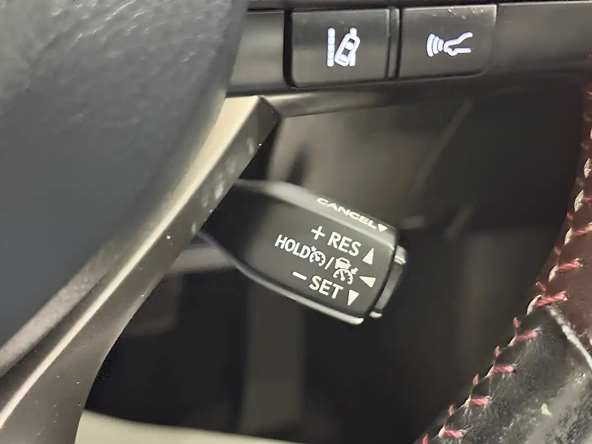 Used 2019 Lexus Rx L L White - Interior and Exterior details 18