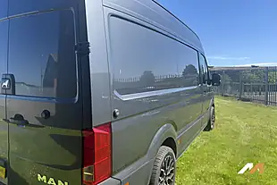 Used 2019 Man Tge Panel Van Standard Medium Roof Grey - Interior and Exterior details 9