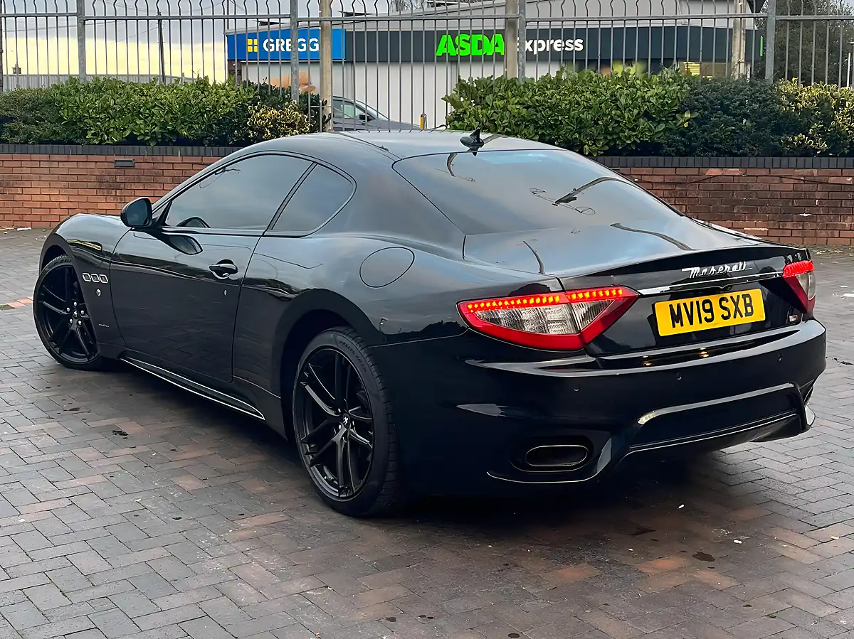 Used 2019 Maserati Granturismo Sport Nerissimo Black - Interior and Exterior details 10
