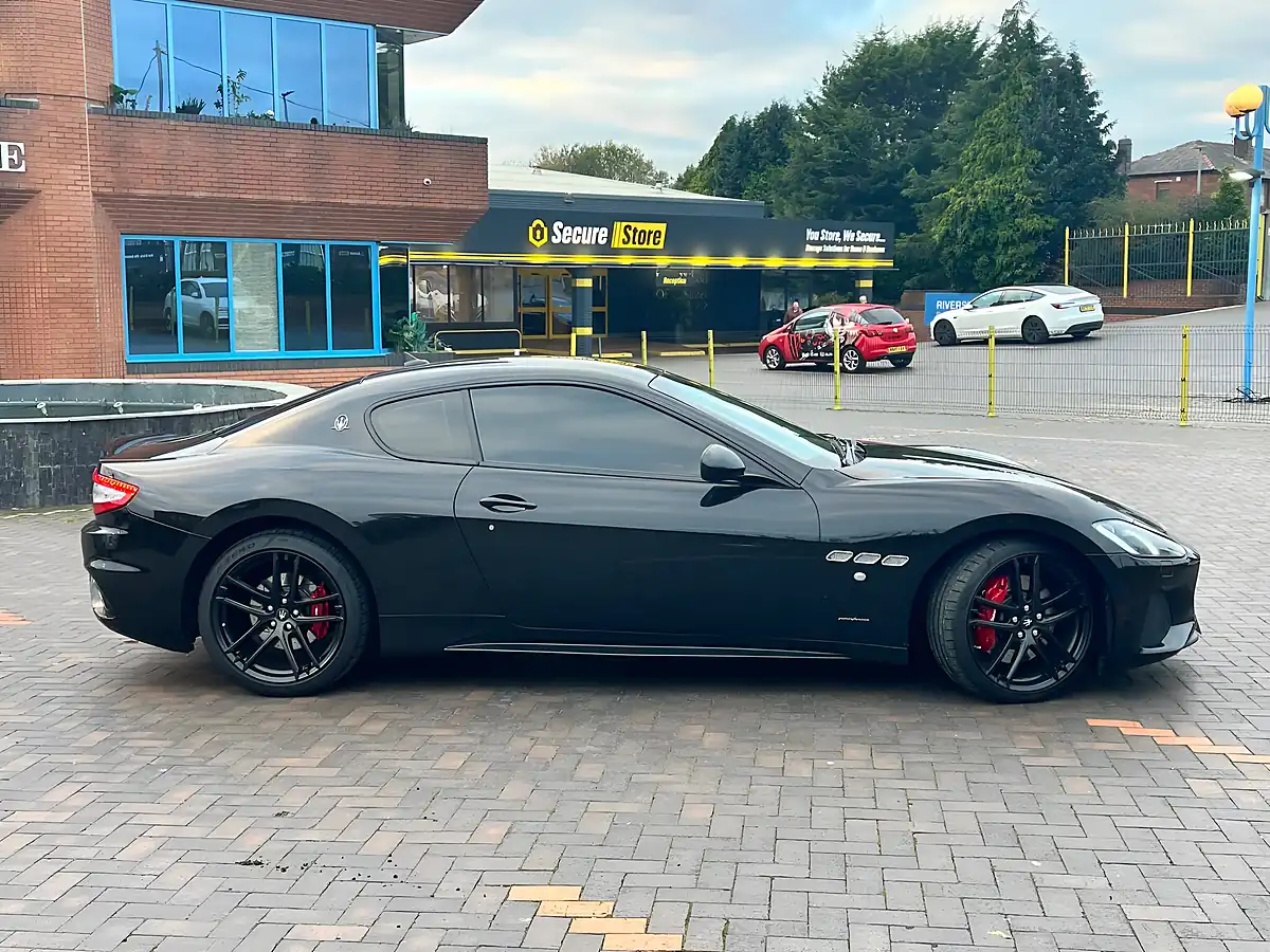 Used 2019 Maserati Granturismo Sport Nerissimo Black - Interior and Exterior details 5
