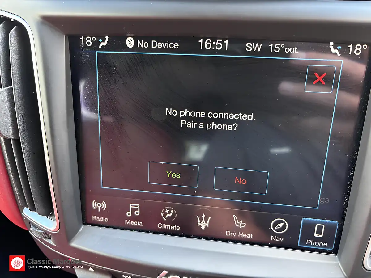 Used 2019 Maserati Levante Granlusso Black - Interior and Exterior details 17