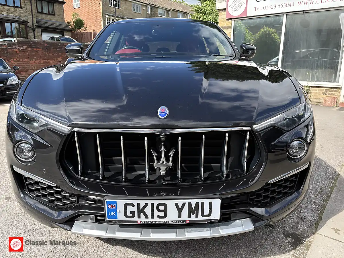 Used 2019 Maserati Levante Granlusso Black - Interior and Exterior details 5