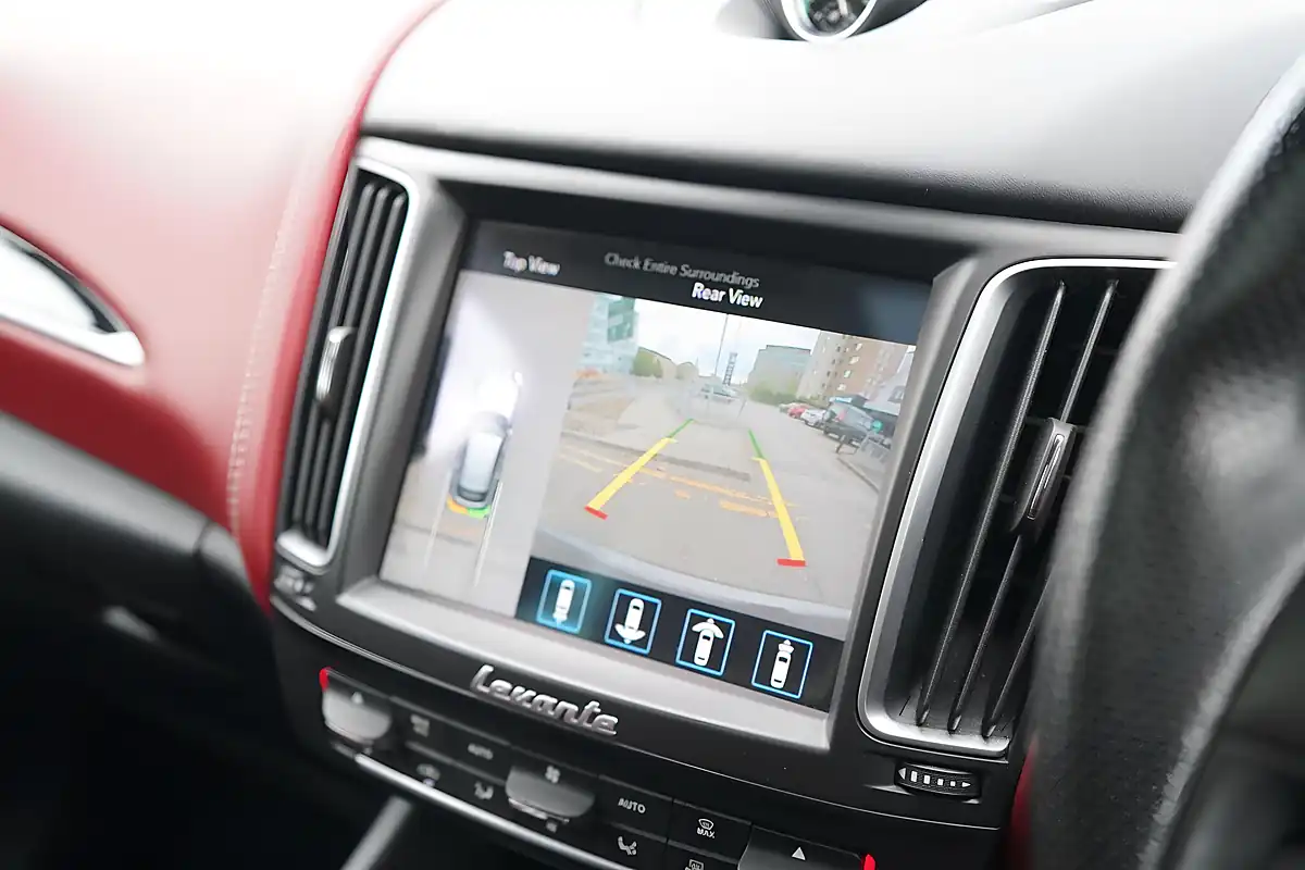 Used 2019 Maserati Levante Grey - Interior and Exterior details 17