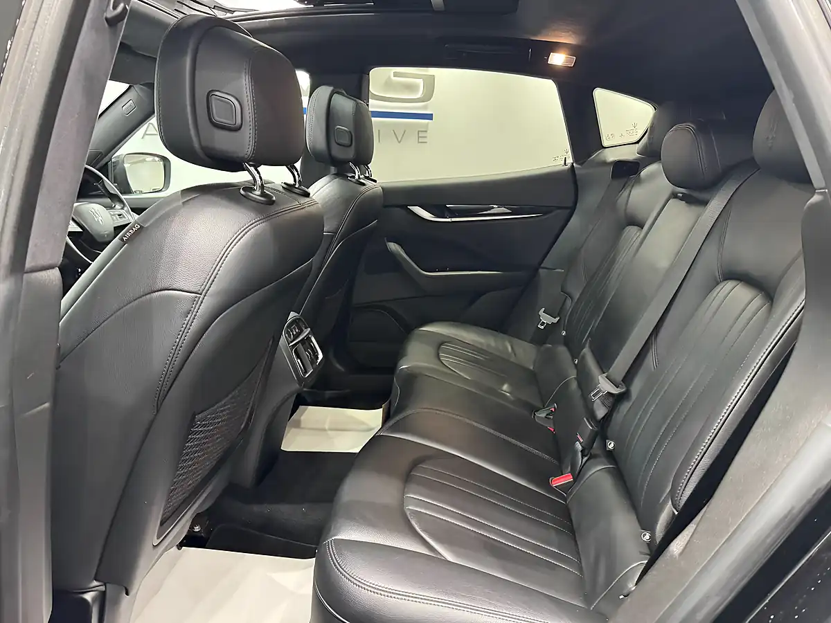 Used 2019 Maserati Levante Zf 4WD Euro 6 (s/S) 5dr Black - Interior and Exterior details 17