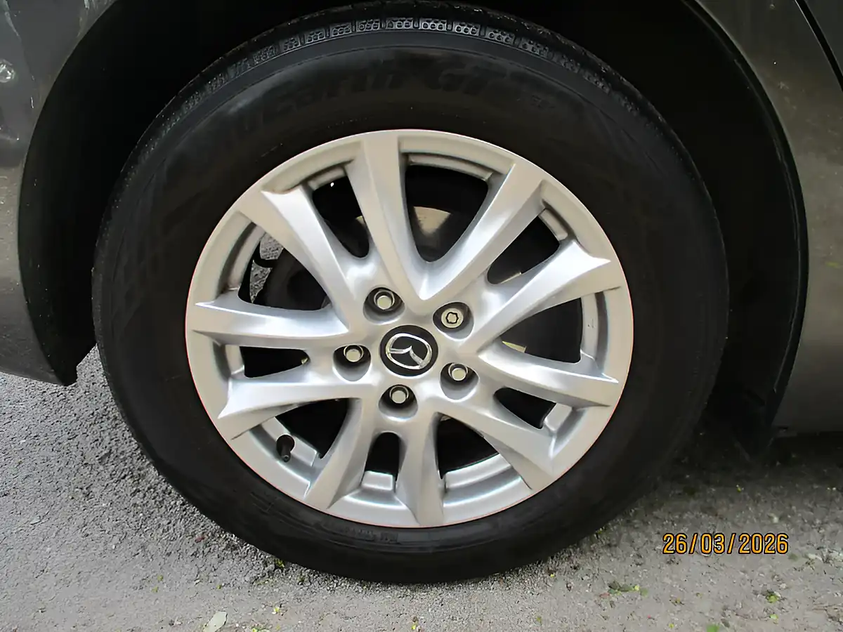 Used 2019 Mazda 3 Se-L Nav Grey - Interior and Exterior details 11