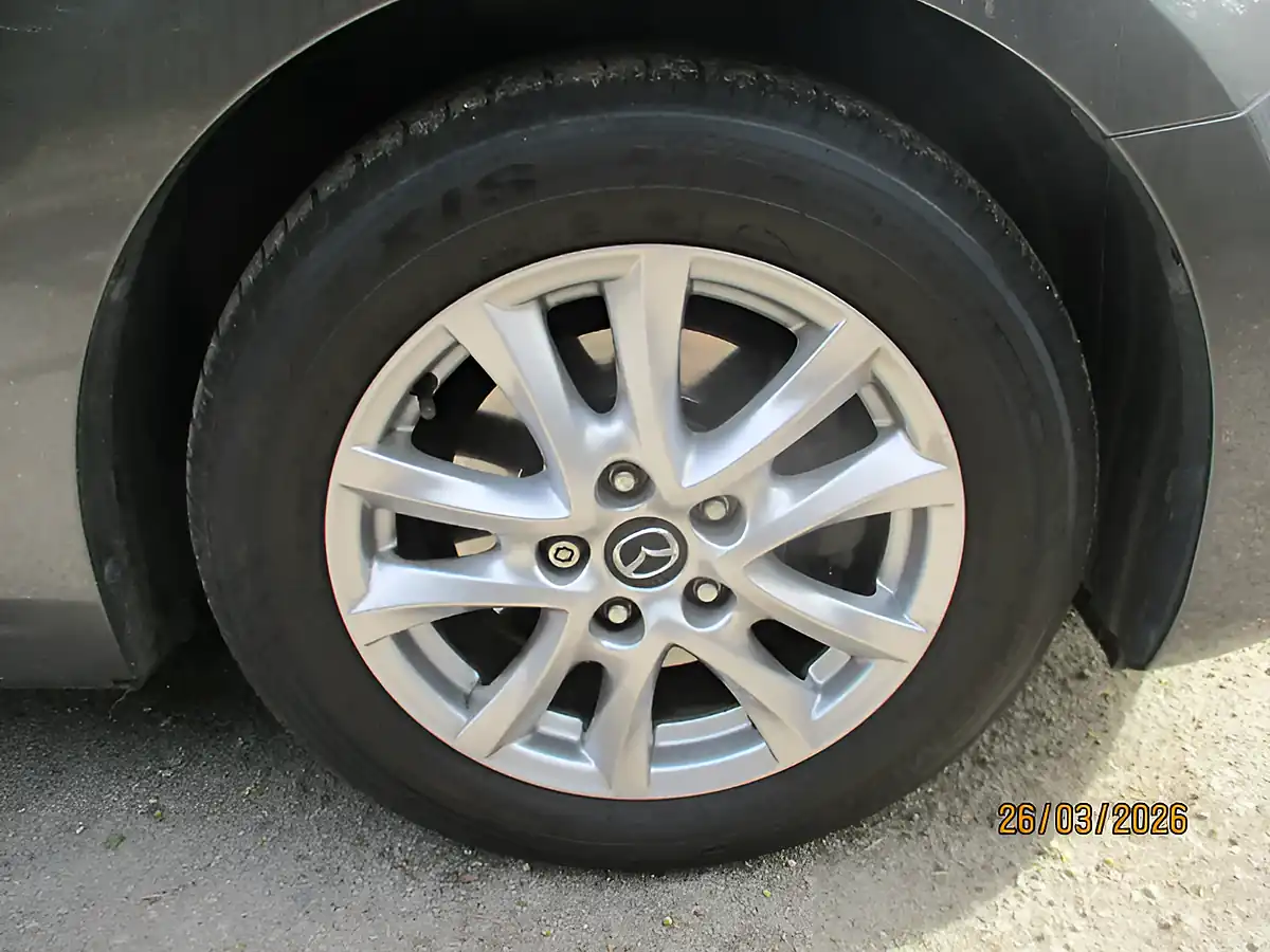 Used 2019 Mazda 3 Se-L Nav Grey - Interior and Exterior details 12