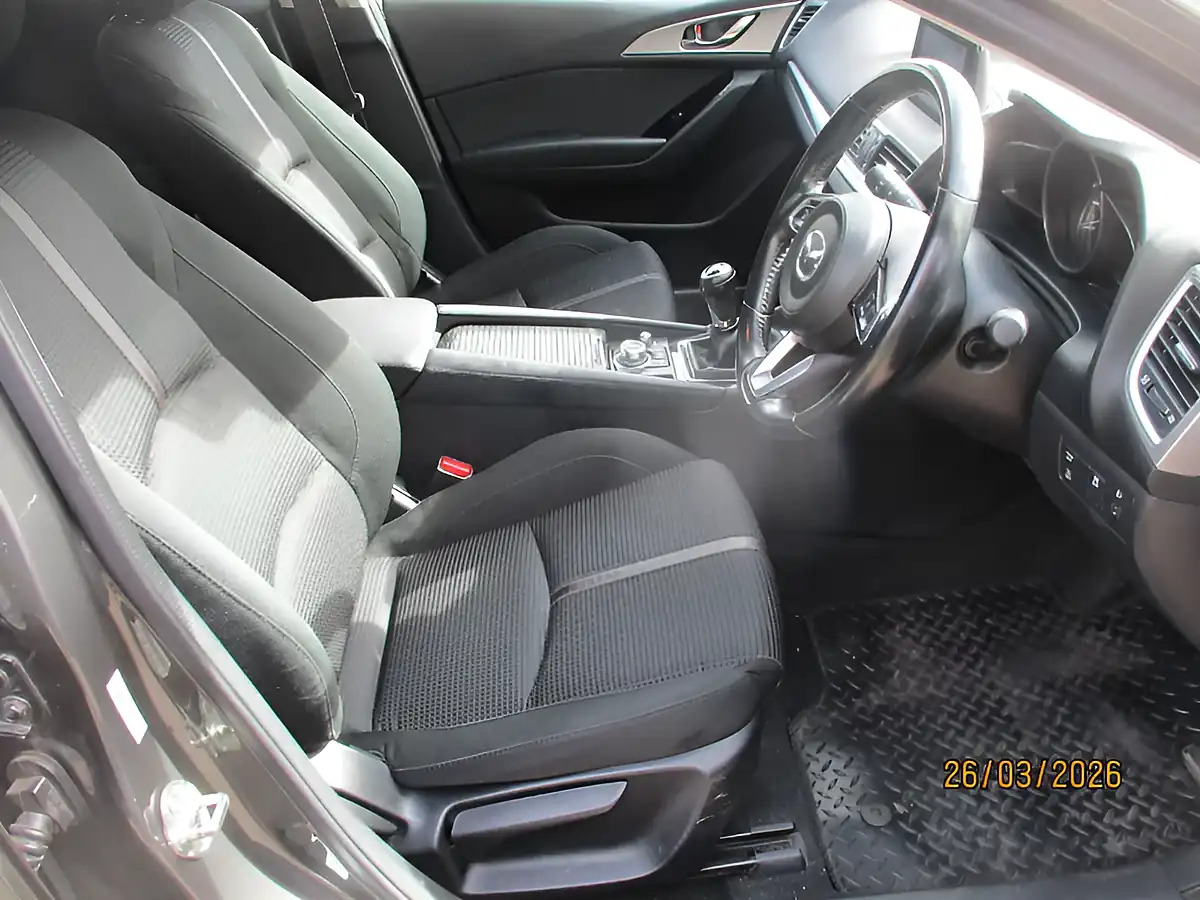 Used 2019 Mazda 3 Se-L Nav Grey - Interior and Exterior details 13