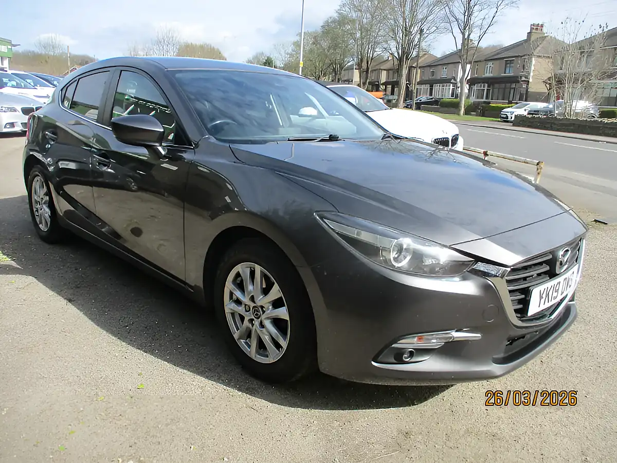 Used 2019 Mazda 3 Se-L Nav Grey - Interior and Exterior details 3