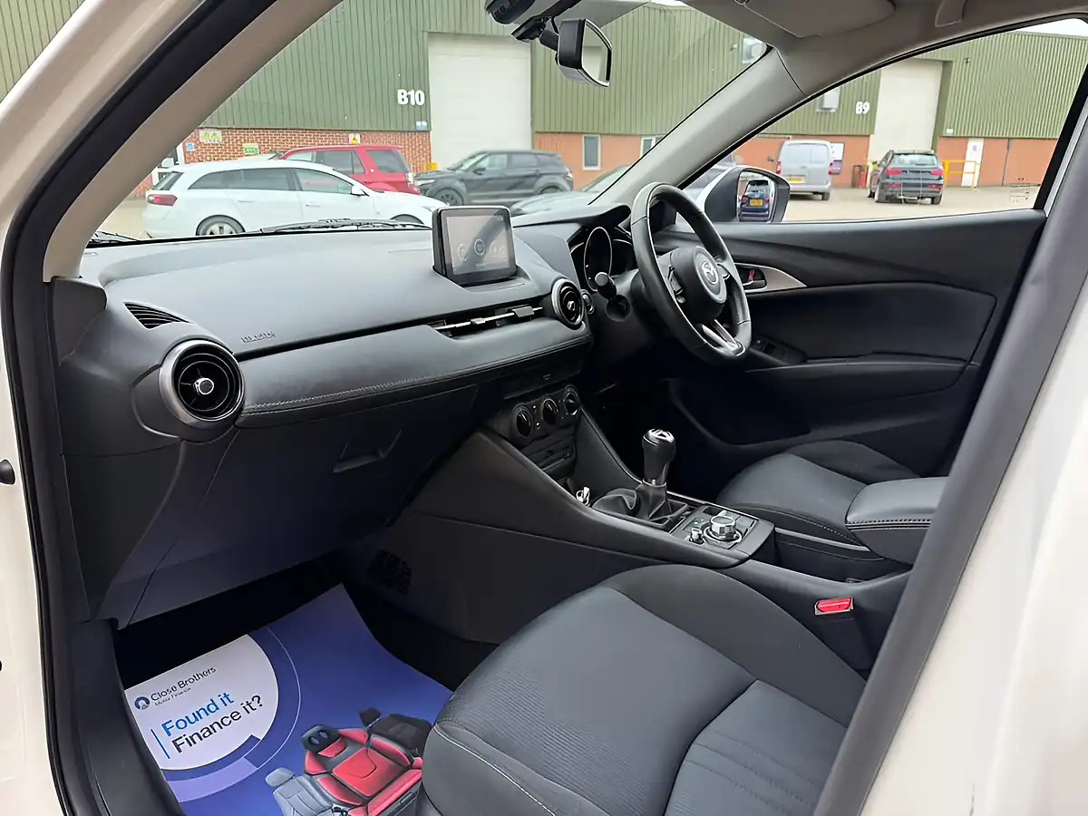 Used 2019 Mazda CX-3 Se Nav+ White - Interior and Exterior details 17