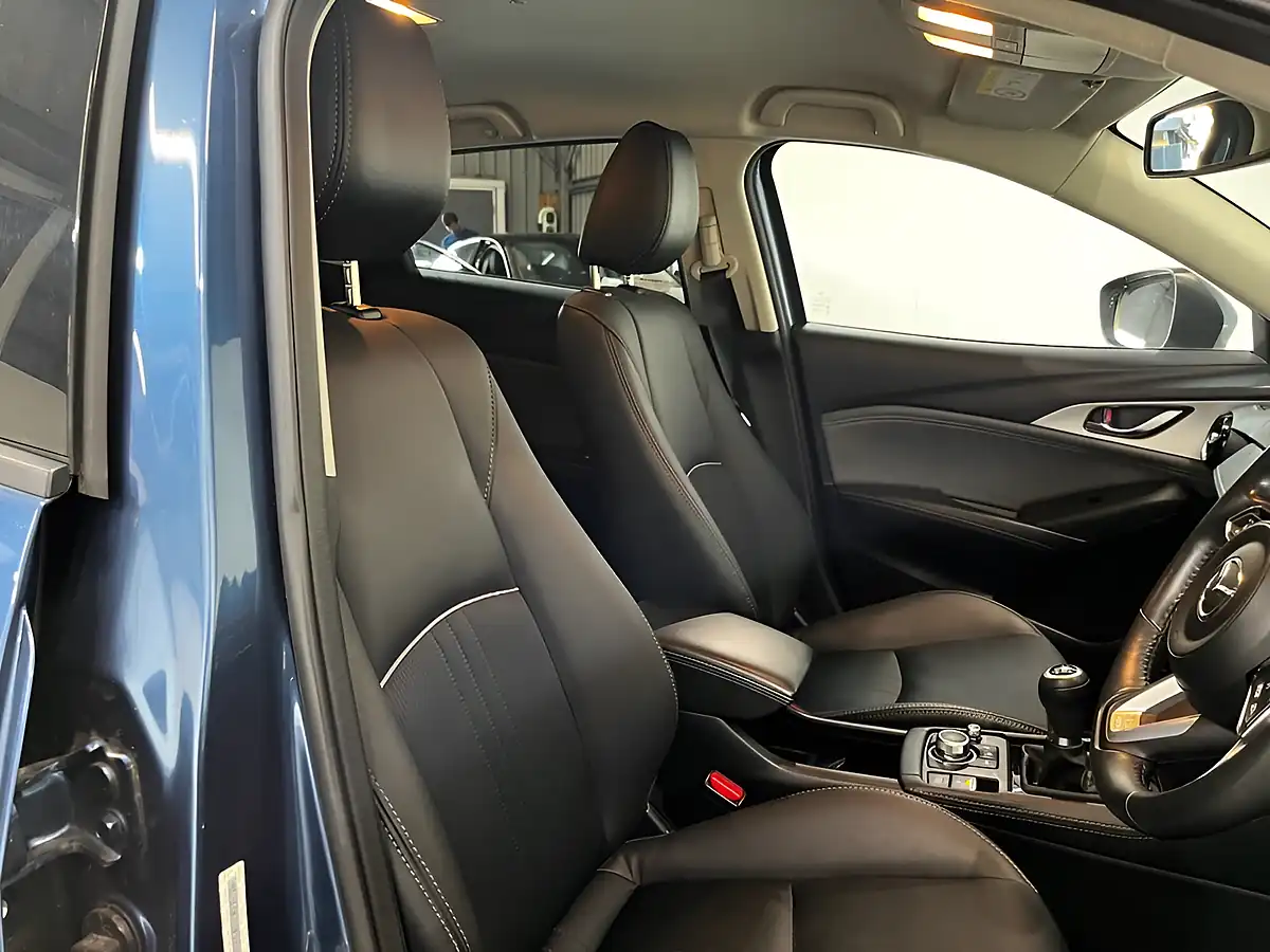 Used 2019 Mazda CX-3 Sport Nav+ Blue - Interior and Exterior details 14