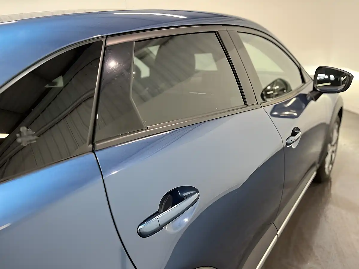 Used 2019 Mazda CX-3 Sport Nav+ Blue - Interior and Exterior details 8