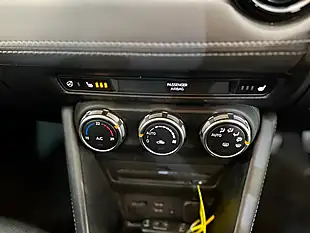 Used 2019 Mazda CX-3 Sport Nav+ Grey - Interior and Exterior details 20