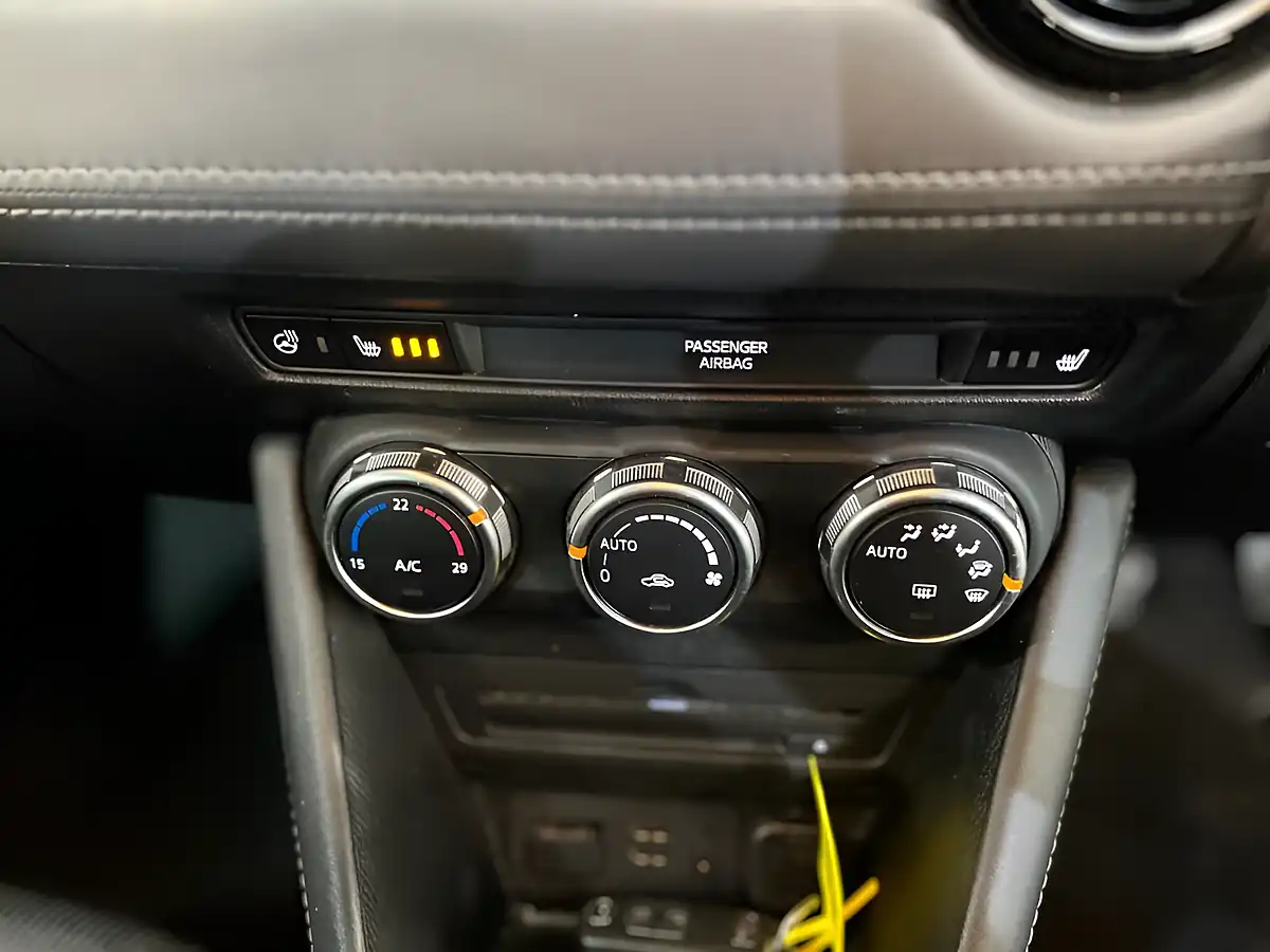 Used 2019 Mazda CX-3 Sport Nav+ Grey - Interior and Exterior details 20