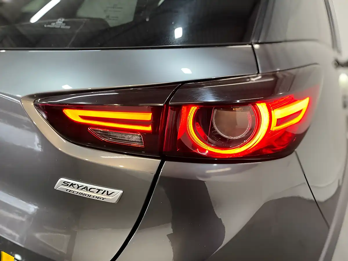 Used 2019 Mazda CX-3 Sport Nav+ Grey - Interior and Exterior details 9