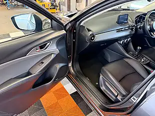 Used 2019 Mazda CX-3 Sport Nav+ Grey - Interior and Exterior details 10