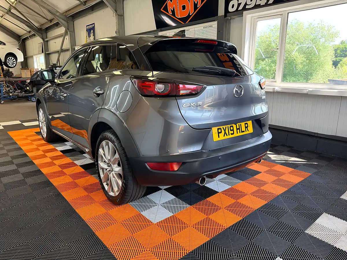 Used 2019 Mazda CX-3 Sport Nav+ Grey - Interior and Exterior details 4