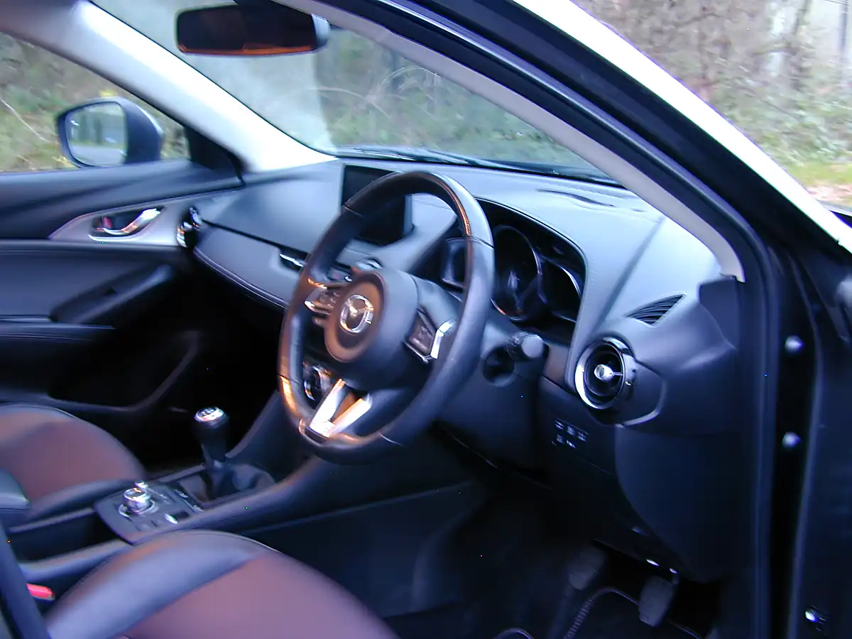Used 2019 Mazda CX-3 Sport Nav+ Grey - Interior and Exterior details 17