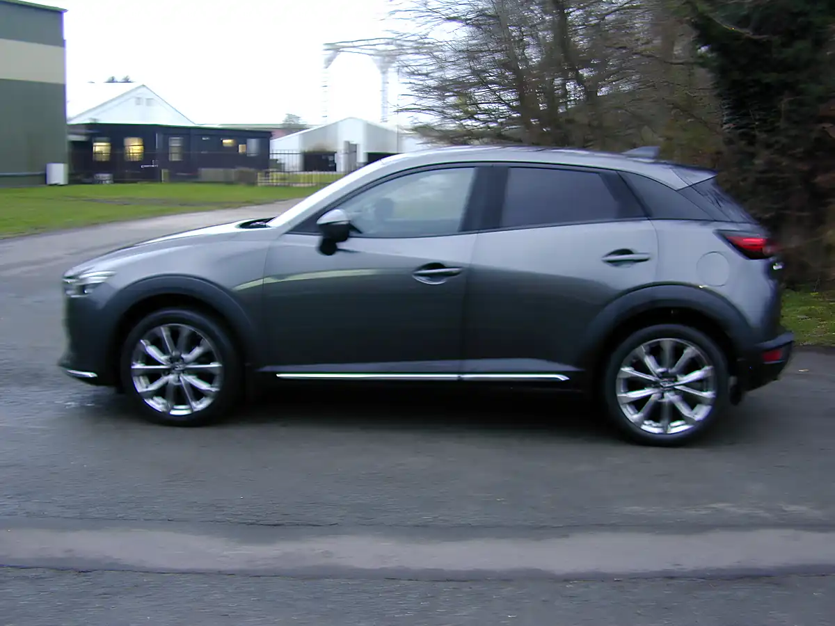 Used 2019 Mazda CX-3 Sport Nav+ Grey - Interior and Exterior details 7
