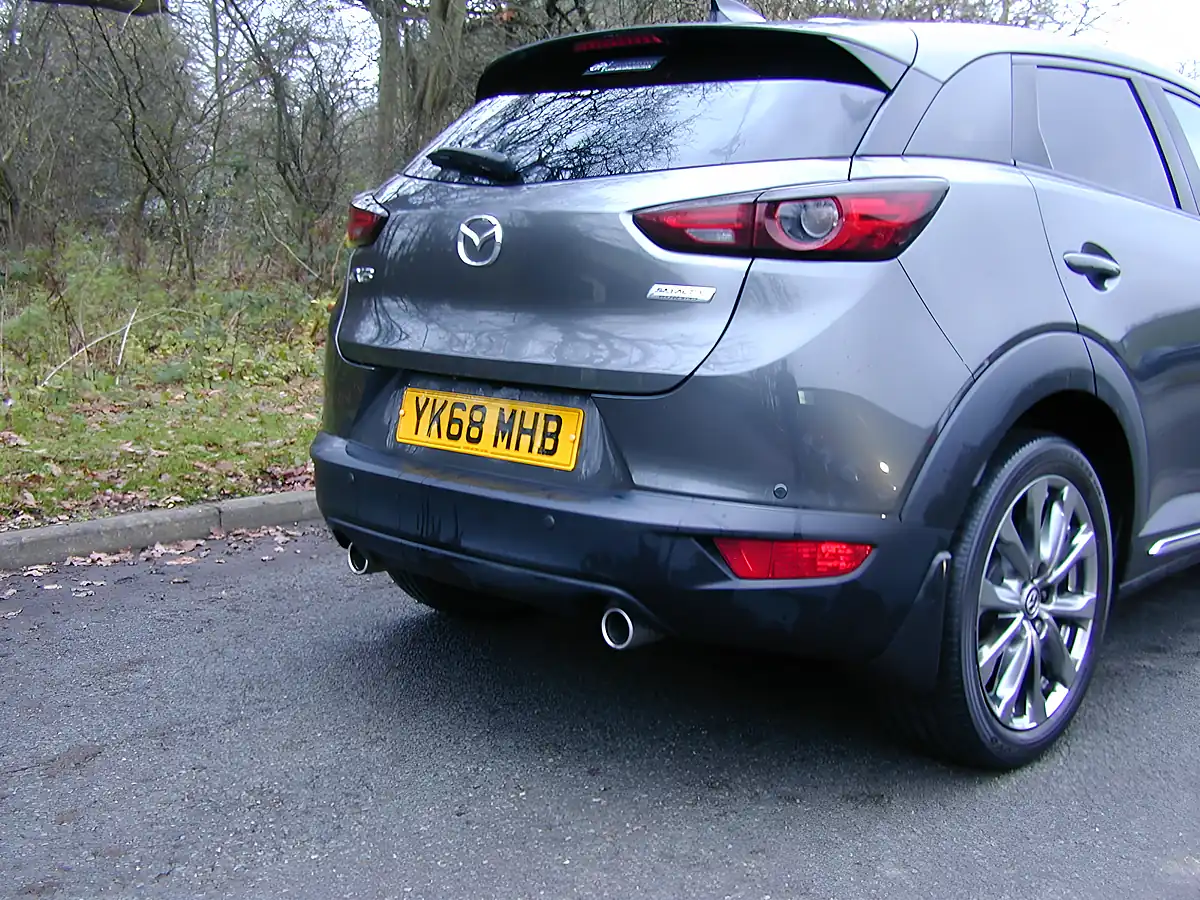 Used 2019 Mazda CX-3 Sport Nav+ Grey - Interior and Exterior details 9
