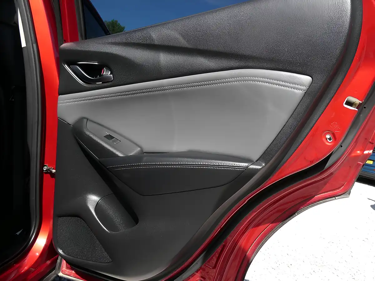Used 2019 Mazda CX-3 Sport Nav+ Red - Interior and Exterior details 17