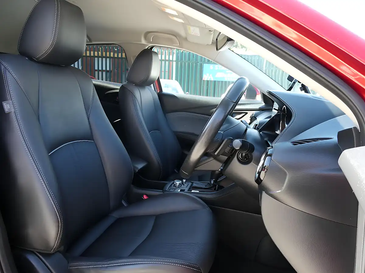 Used 2019 Mazda CX-3 Sport Nav+ Red - Interior and Exterior details 6