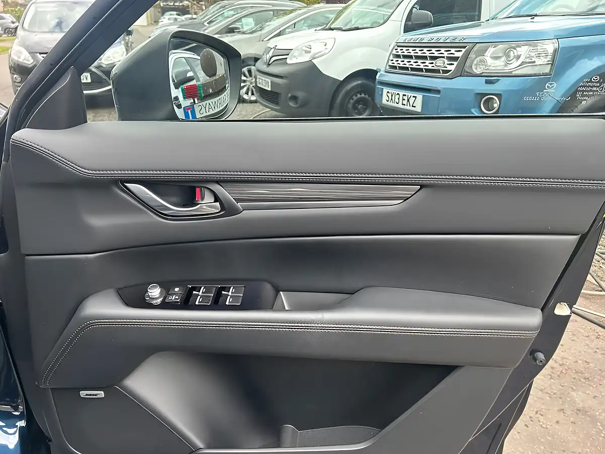 Used 2019 Mazda CX-5 Sport Nav+ Blue - Interior and Exterior details 12