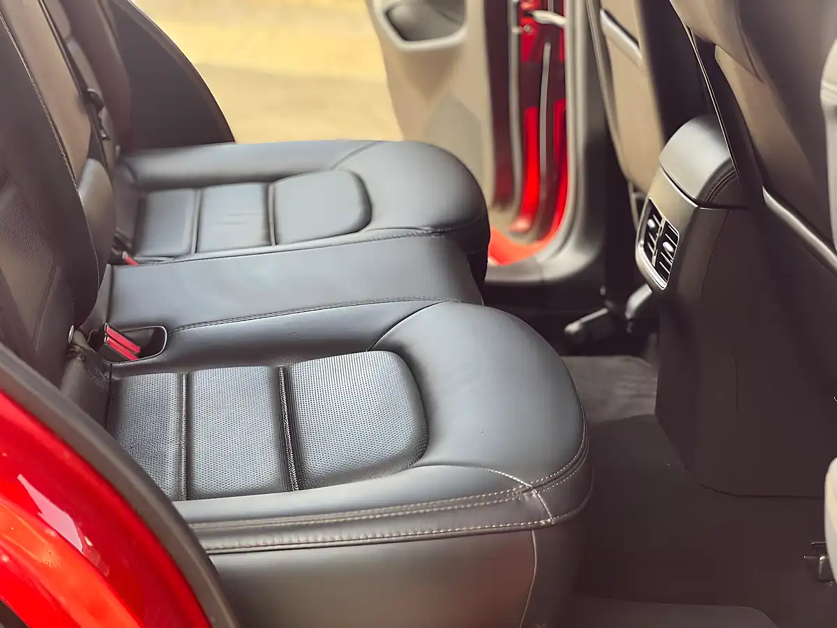 Used 2019 Mazda CX-5 Sport Nav+ Red - Interior and Exterior details 10