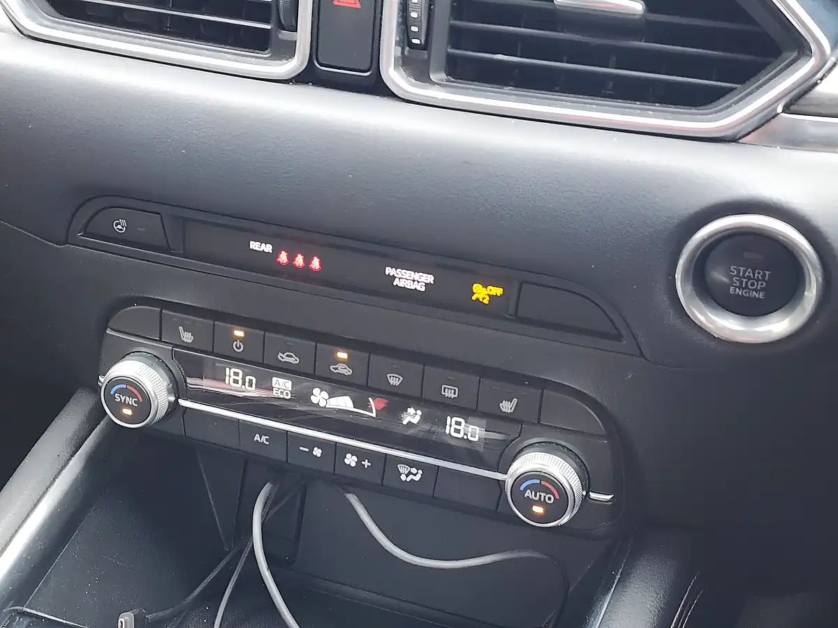 Used 2019 Mazda CX-5 Sport Nav+ Red - Interior and Exterior details 14
