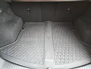 Used 2019 Mazda CX-5 Sport Nav+ Red - Interior and Exterior details 19