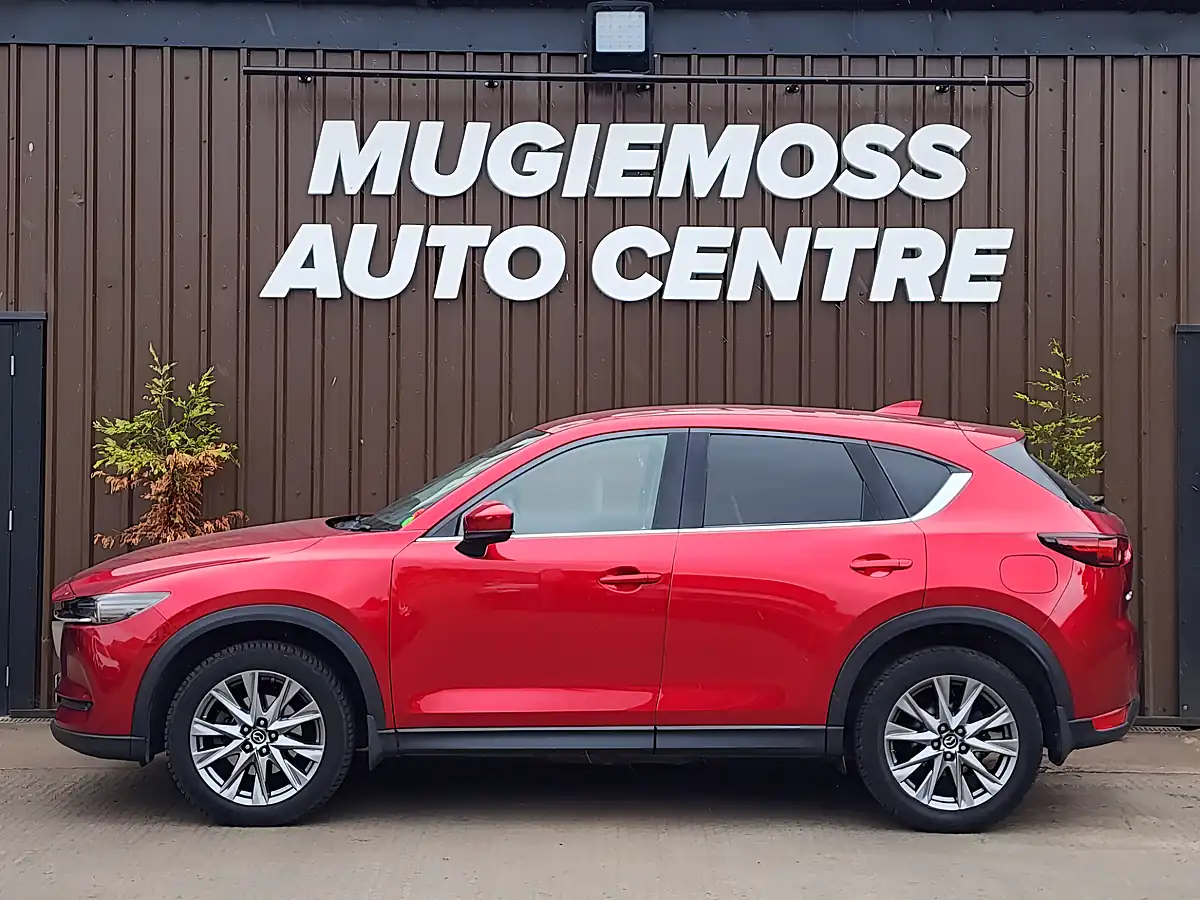 Used 2019 Mazda CX-5 Sport Nav+ Red - Interior and Exterior details 4