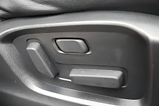 Used 2019 Mazda CX-5 Sport Nav+ Red - Interior and Exterior details 11