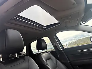 Used 2019 Mazda CX-5 Sport Nav+ Red - Interior and Exterior details 5