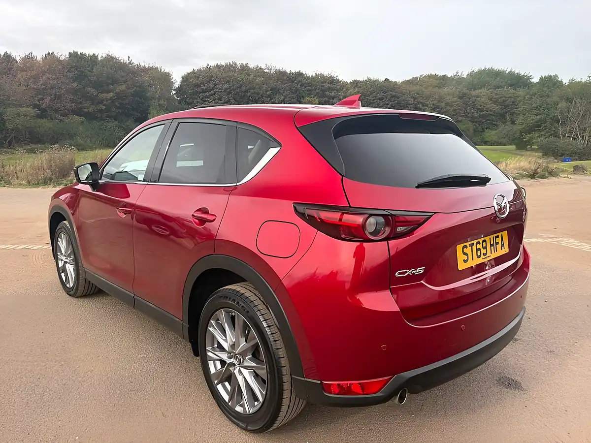 Used 2019 Mazda CX-5 Sport Nav+ Red - Interior and Exterior details 8