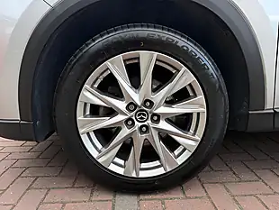 Used 2019 Mazda CX-5 Sport Nav+ Silver - Interior and Exterior details 12
