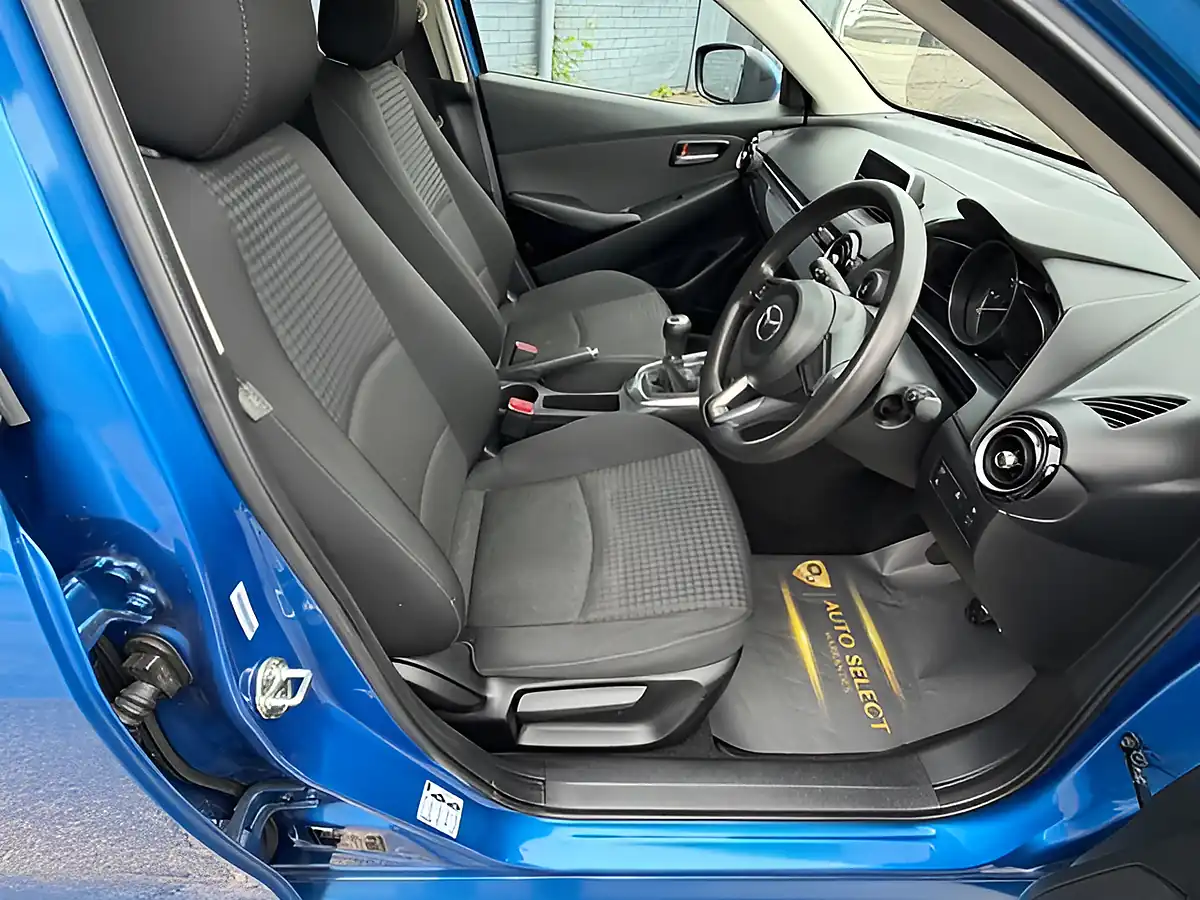 Used 2019 Mazda Mazda2 Se+ Blue - Interior and Exterior details 17