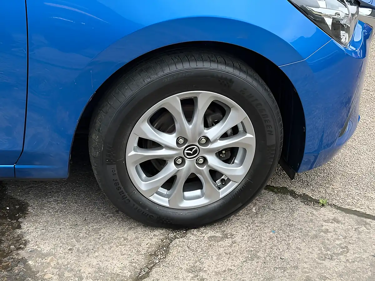 Used 2019 Mazda Mazda2 Se+ Blue - Interior and Exterior details 9