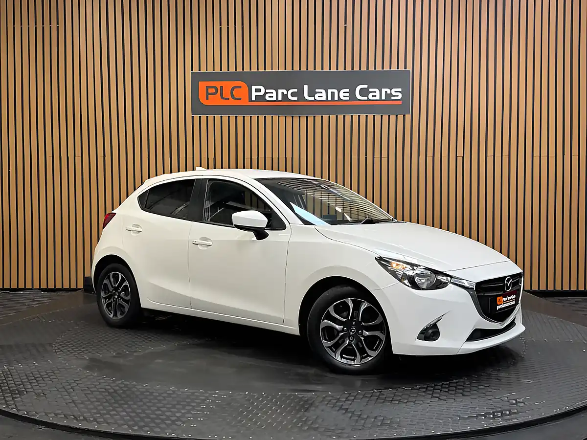 Used 2019 Mazda Mazda2 Sport Nav+ Snowflake White Pearl - Front View
