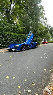 Used 2019 Mclaren 570s Vega Blue - Interior and Exterior details 13