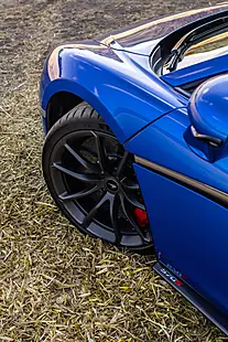 Used 2019 Mclaren 570s Vega Blue - Interior and Exterior details 20