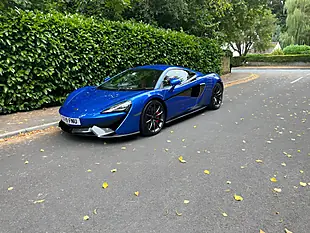 Used 2019 Mclaren 570s Vega Blue - Interior and Exterior details 4